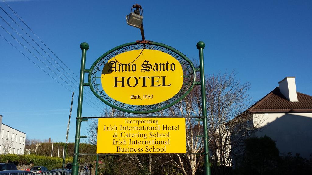 Anno Santo Hotel Galway Exterior photo